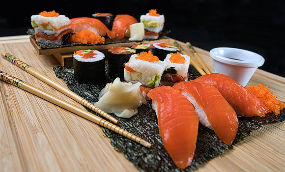Salmon Sushi
